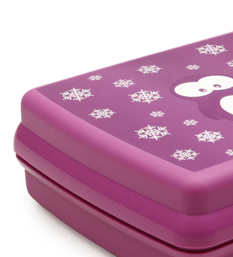 Tupperware 1 Pc Penguin Sandwich Keeper 300 ml by Tupperware Online